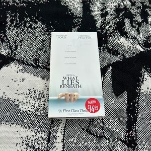 What Lies Beneath (VHS, 2000) Thriller Movie